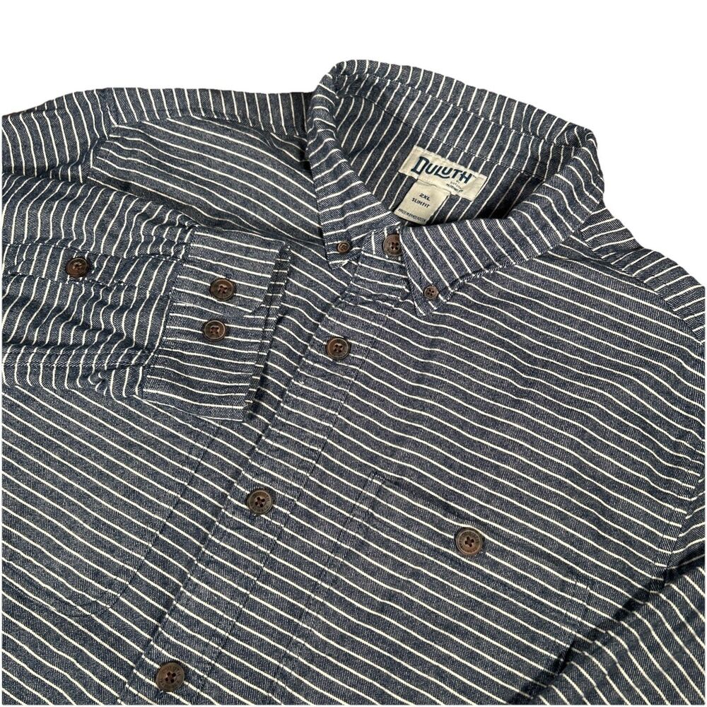 Duluth Trading Free Swingin Flannel Men’s 2XL Slim Fit Blue‎ Strip Button Down